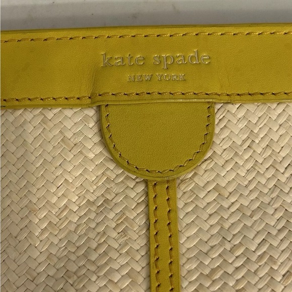 Kate Spade Clutch Handbag With Metal Chain Strap Straw and Yellow Leather 12”x8” - Picture 2 of 8